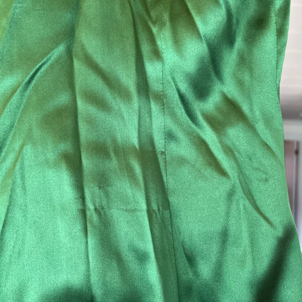 Emerald Green Satin Short Sleeved Blouse - Picture 7 of 7